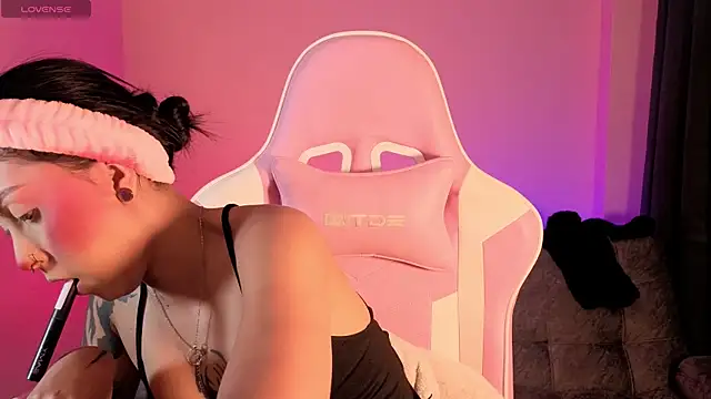 sharonbone online show from 10, 4, 2026