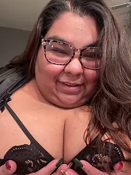 Sexybbwqueen online show from 15, 12, 2025