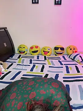 Snapshot of Cutie_Seema chatting on 14, 1, 2026 Cutie Seema online show from 14, 1, 2026