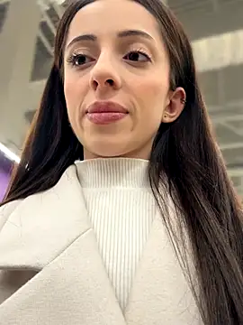 YeaLina online show from 17, 12, 2025