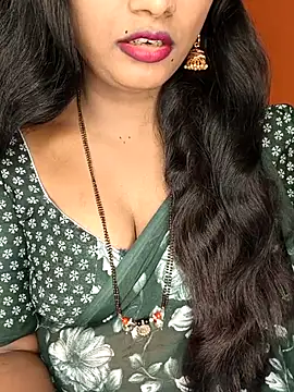 Snapshot of Rachu_love chatting on 11, 5, 2026 Rachu love online show from 11, 5, 2026