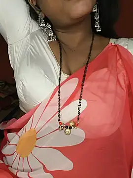 Snapshot of Rachu_love chatting on 4, 7, 2026 Rachu love online show from 4, 7, 2026