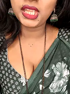 Snapshot of Rachu_love chatting on 9, 7, 2026 Rachu love online show from 9, 7, 2026