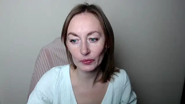 LiaSeass  online show from 15, 2, 2026