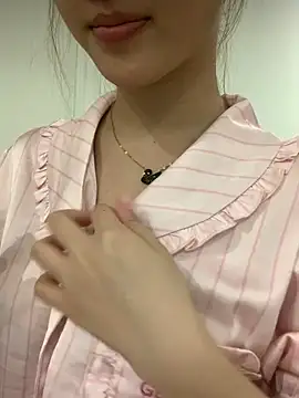 Snapshot of -Bibi-18 chatting on 14, 7, 2026 -Bibi-18 online show from 14, 7, 2026
