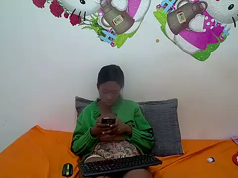 MissSexyVibe32 online show from 14, 12, 2025