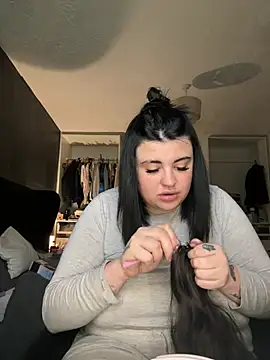 Snapshot of Curvybabesxxo chatting on 6, 2, 2026 Curvybabesxxo online show from 6, 2, 2026