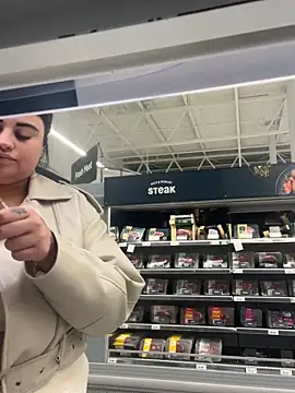 Snapshot of Curvybabesxxo chatting on 16, 2, 2026 Curvybabesxxo online show from 16, 2, 2026