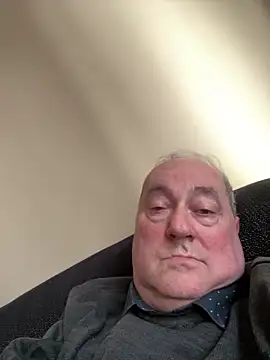 csikar online show from 13, 4, 2026