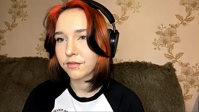 EmilyVeiro online show from 6, 2, 2026