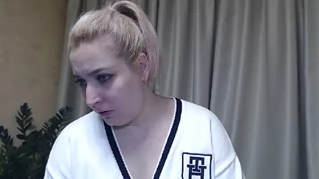 sweetpussy13 online show from 5, 2, 2025