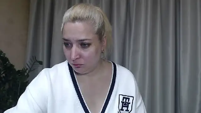 sweetpussy13 online show from 13, 10, 2025