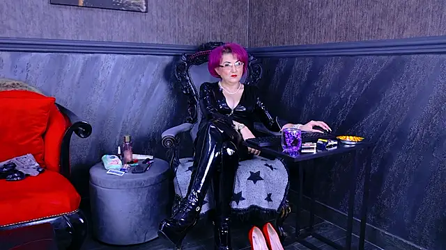 IsabelaConte online show from 29, 3, 2026