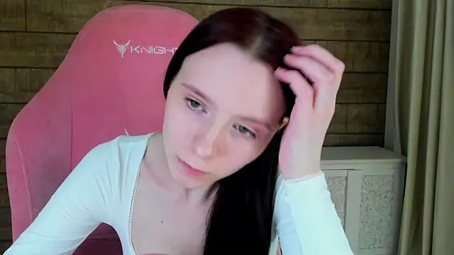 Snapshot of ArinaKubrick chatting on 2, 7, 2026 ArinaKubrick online show from 2, 7, 2026