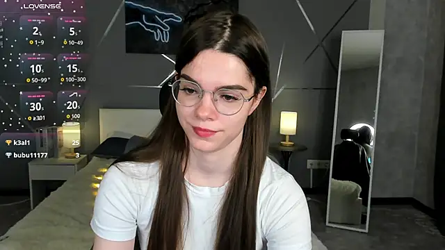 miss  evelyne online show from 22, 12, 2025