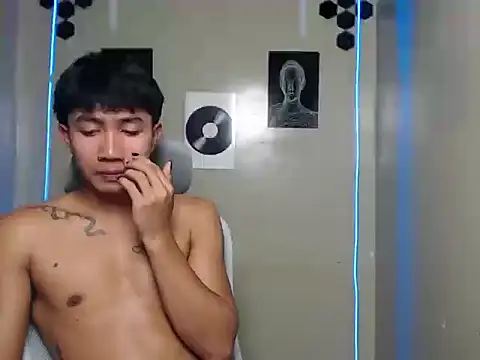 Ur hottestjonny online show from 8, 7, 2026