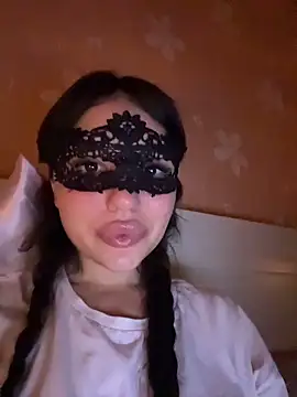 SilkyMira online show from 23, 3, 2026