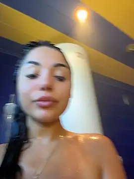 Snapshot of SilkyMira chatting on 1, 7, 2026 SilkyMira online show from 1, 7, 2026