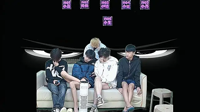 Snapshot of yujiannanpu chatting on 8, 1, 2026 yujiannanpu online show from 8, 1, 2026