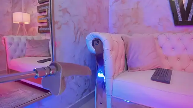 cheekybitch  online show from 20, 12, 2025