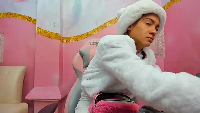 Jadde Greyy  online show from 13, 4, 2026