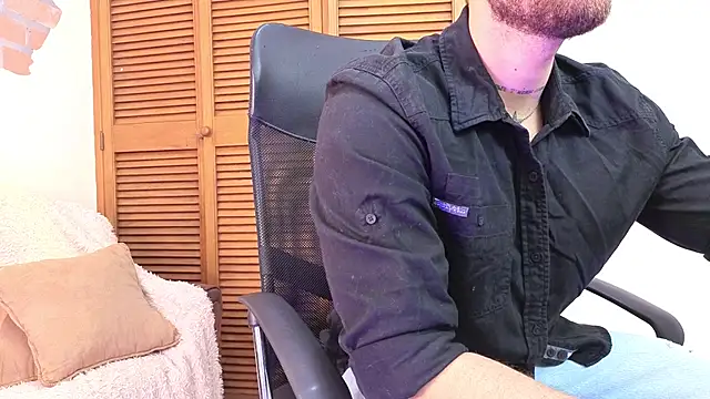 Snapshot of King_meruem chatting on 15, 12, 2025 King meruem online show from 15, 12, 2025