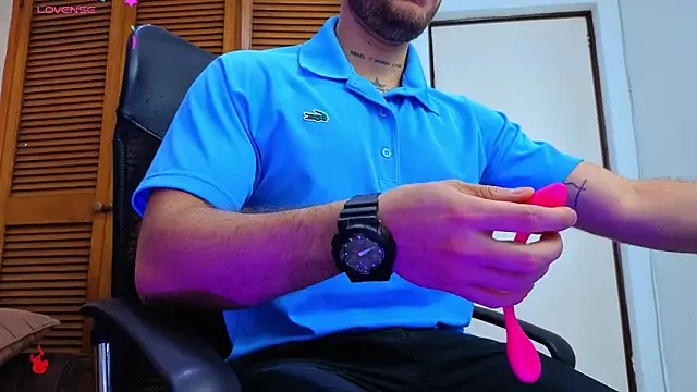 Snapshot of King_meruem chatting on 20, 12, 2025 King meruem online show from 20, 12, 2025