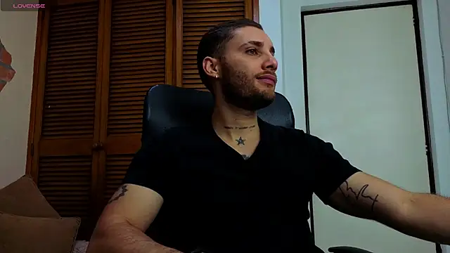 Snapshot of King_meruem chatting on 7, 1, 2026 King meruem online show from 7, 1, 2026