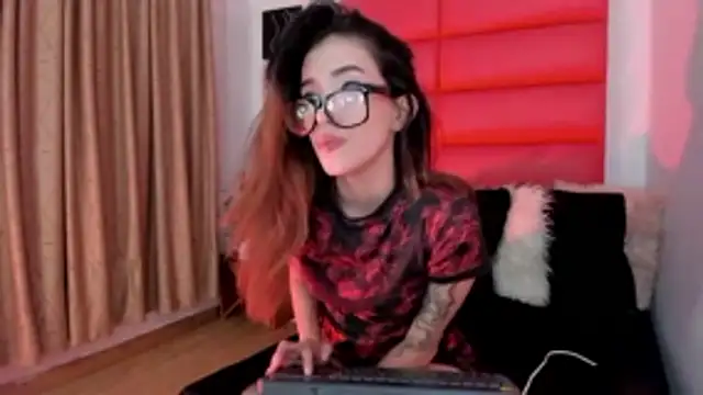 Snapshot of Oliviamonroex18 chatting on 20, 2, 2026 Oliviamonroex18 online show from 20, 2, 2026