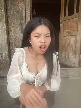 lux-su online show from 11, 4, 2026