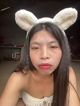 Snapshot of lux-su chatting on 15, 5, 2026 lux-su online show from 15, 5, 2026