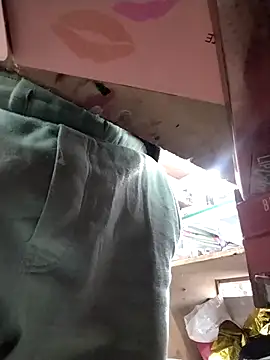 Snapshot of mohit08desi chatting on 19, 12, 2025 mohit08desi online show from 19, 12, 2025