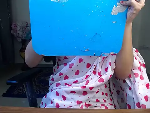 Snapshot of Shy_nivi chatting on 18, 4, 2026 Shy nivi online show from 18, 4, 2026