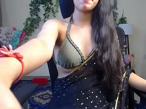 Snapshot of Shy_nivi chatting on 24, 4, 2026 Shy nivi online show from 24, 4, 2026