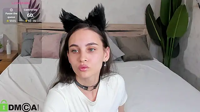 Skye Taylor online show from 16, 12, 2025