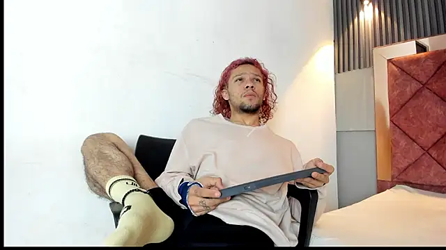 TAYSON SCOTT online show from 9, 1, 2026