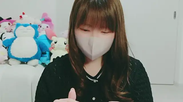 yuyuchan   online show from 18, 4, 2026