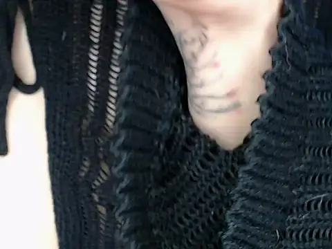 Snapshot of AlienforTwenty chatting on 15, 2, 2026 AlienforTwenty online show from 15, 2, 2026