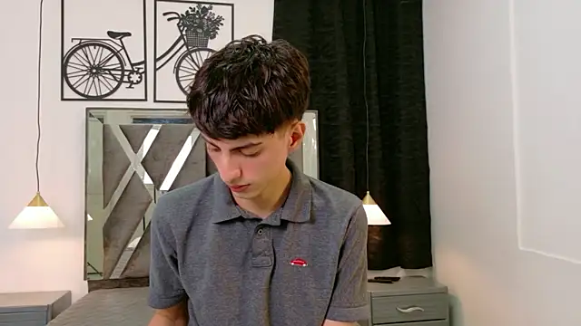 Snapshot of Martin_Williams chatting on 19, 12, 2025 Martin Williams online show from 19, 12, 2025