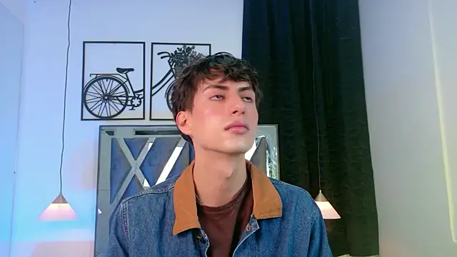 Snapshot of Martin_Williams chatting on 13, 1, 2026 Martin Williams online show from 13, 1, 2026