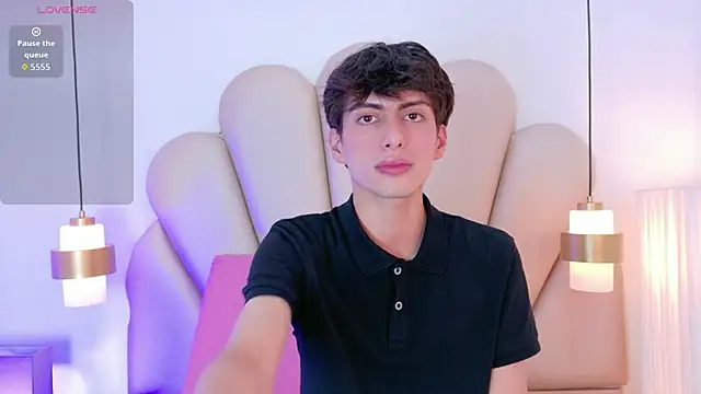 Snapshot of Martin_Williams chatting on 5, 2, 2026 Martin Williams online show from 5, 2, 2026