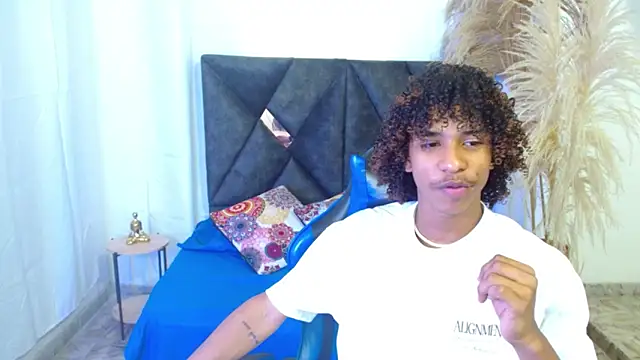 angelll18  online show from 17, 3, 2026