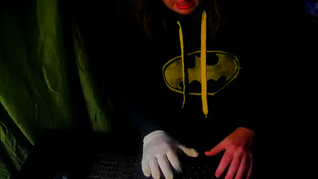 GoodGirlKelly online show from 9, 4, 2026