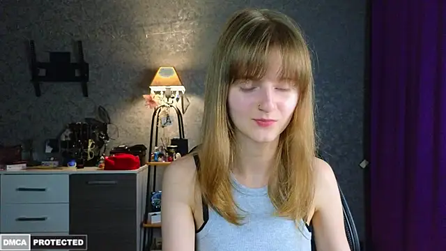Snapshot of Miss_Alisa_ chatting on 4, 7, 2026 Miss Alisa online show from 4, 7, 2026
