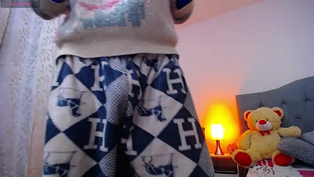 TOMBOYSEXX online show from 21, 12, 2025