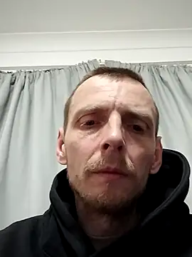 CrookedBunk3527 online show from 21, 12, 2025