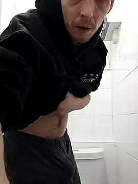 Snapshot of CrookedBunk3527 chatting on 21, 2, 2026 CrookedBunk3527 online show from 21, 2, 2026