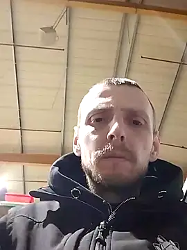 Snapshot of CrookedBunk3527 chatting on 3, 3, 2026 CrookedBunk3527 online show from 3, 3, 2026