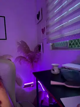 Zarahs Blare1 online show from 1, 4, 2026