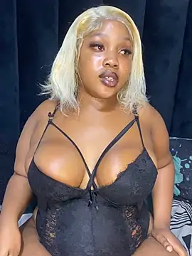 THICKBARBIE32 online show from 28, 6, 2026